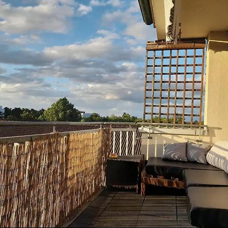 Budget Suite Mit Balkon - Privatzimmer In Wohnung - Netflix & Minibar Inklusive Koblenz (Rhineland-Palatinate) Exterior foto