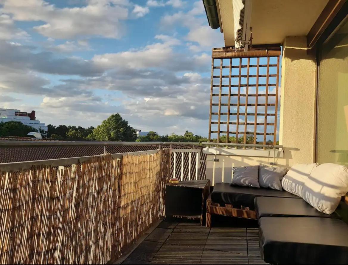Budget Suite Mit Balkon - Privatzimmer In Wohnung - Netflix & Minibar Inklusive Koblenz (Rhineland-Palatinate) Exterior foto