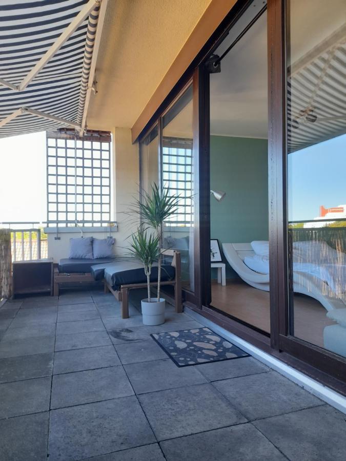 Budget Suite Mit Balkon - Privatzimmer In Wohnung - Netflix & Minibar Inklusive Koblenz (Rhineland-Palatinate) Exterior foto